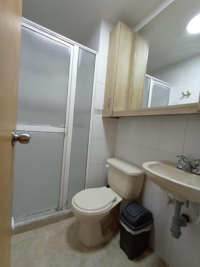 Habitación en casa particular Trece Loft Medellín
